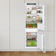 Встраиваемый холодильник Bosch / KIN86VFE0