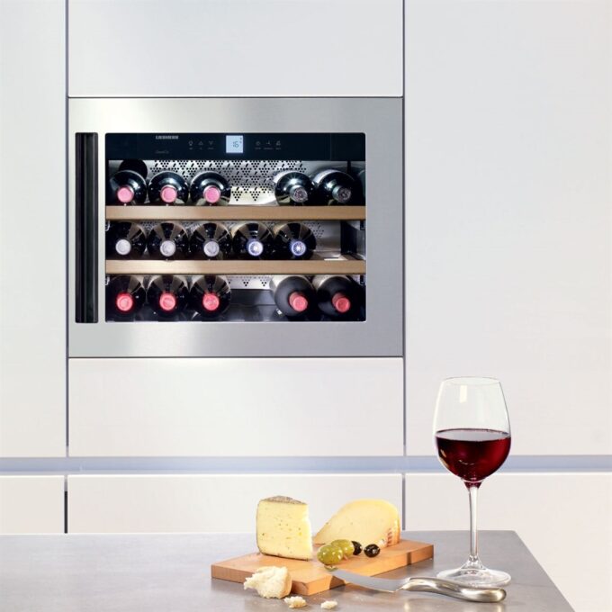 WKEes 553 GrandCru Встраиваемый винный шкаф