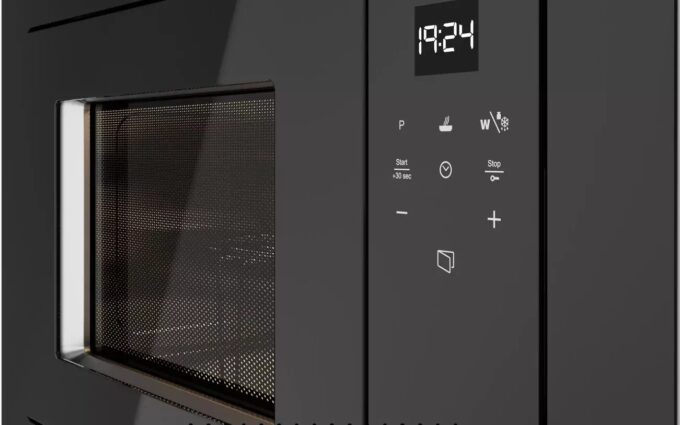 ML 8210 BIS NIGHT RIVER BLACK