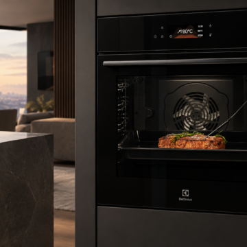 Electrolux LOE8P39Z: умный духовой шкаф для точной готовки и простого ухода